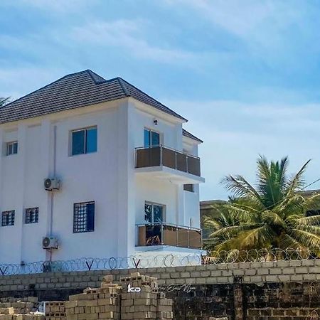 Ferienwohnung Happiness House Gambia Banjul Exterior foto